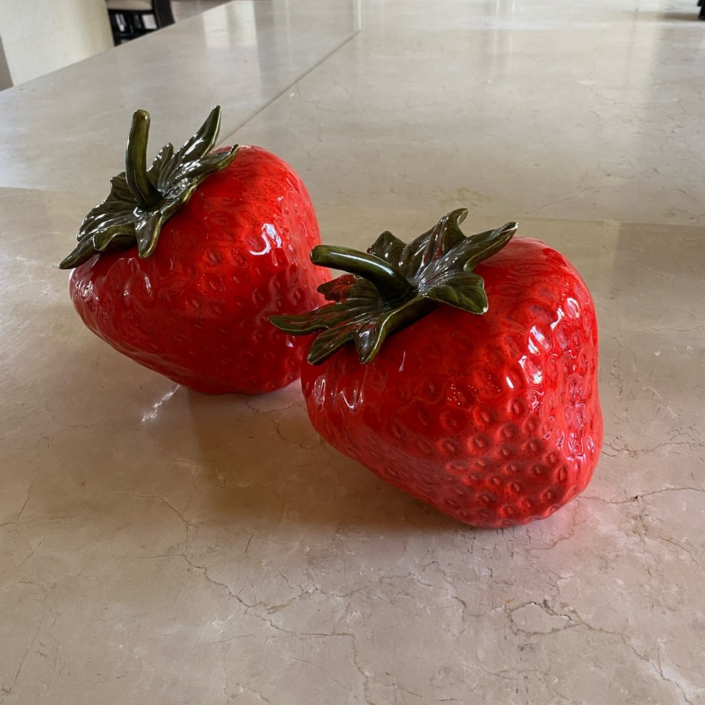 Pair of ceramic strawberry canisters